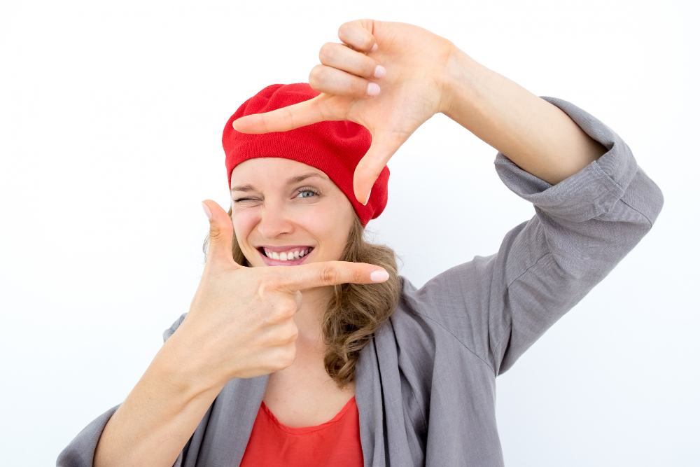 Wondering if you need a dental crown Learn 7 key signs it's time to see a dentist in Lake Worth and protect your smile with expert care from Habashy Dental